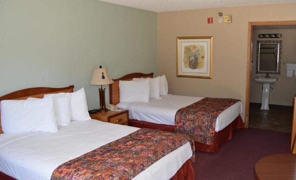 בראנסון American Eagle Inn & Suites מראה חיצוני תמונה